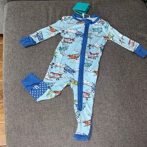 Perfect for the future pilot! Posh Peanut 3-6 month zip up